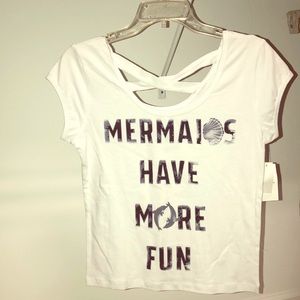 Mermaids have more fun crop tee